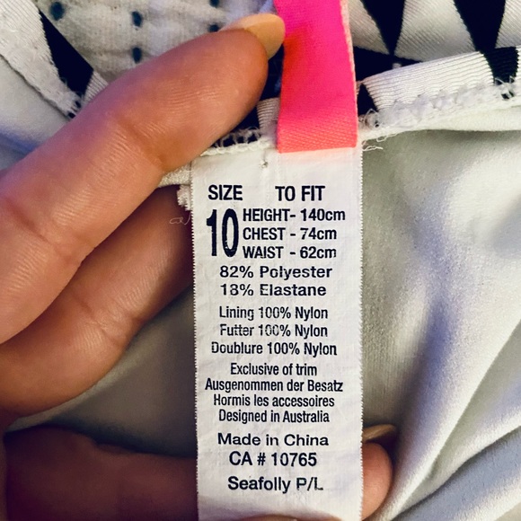 Seafolly youth size 10 black & white bikini like new!! - Picture 8 of 11